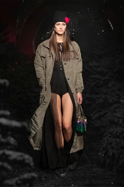 Look 6